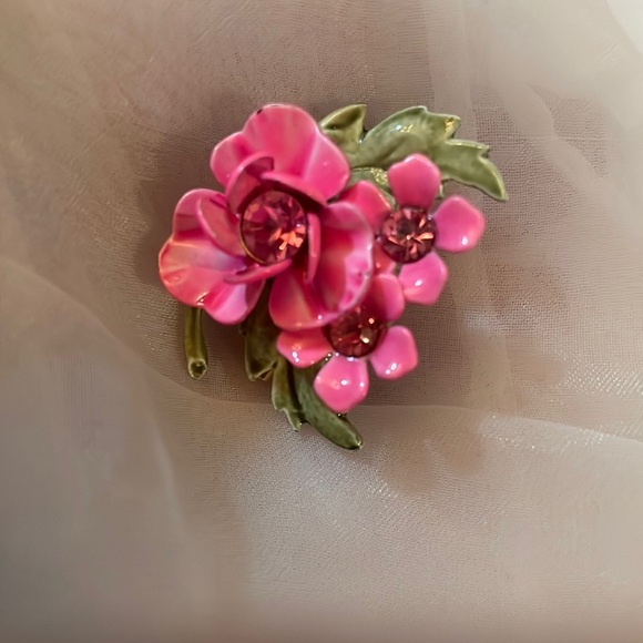 Coro Jewelry - Vintage Coro Pink Enamel flowers with Pink Rhinestones